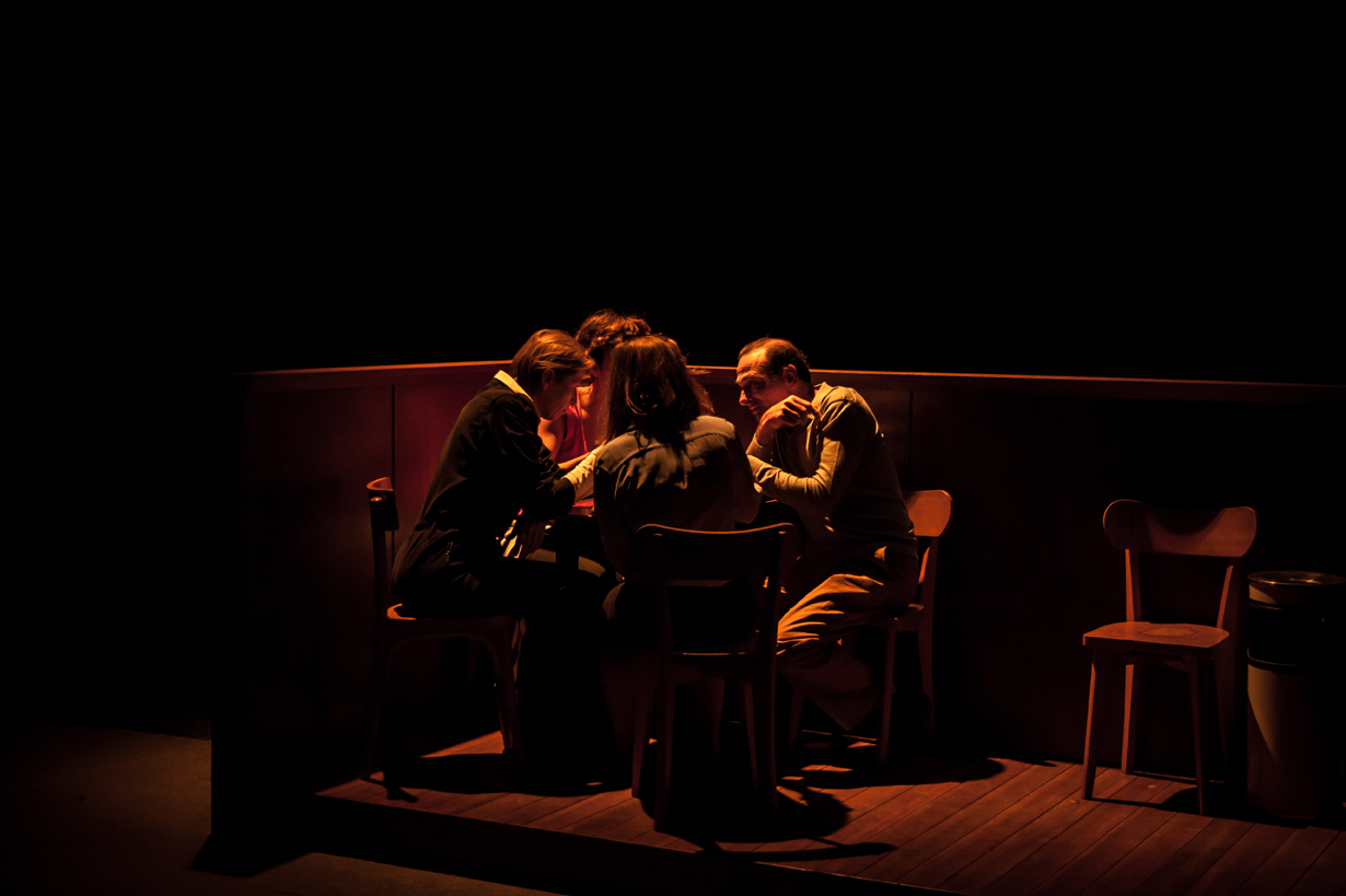clemence_kazemi_11_nos_revolutions_Day_for_night_Anne_Monfort©SimonGosselin